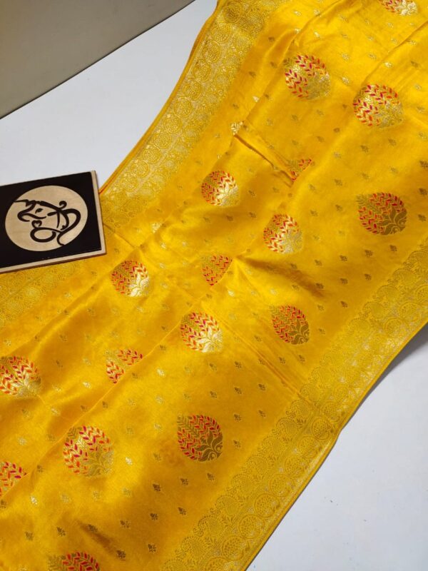 Exclusive Banarasi Semi Katan Silk Zari Meenakari Work Designs